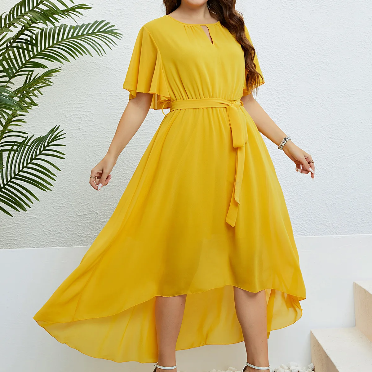 

Women Yellow V-neck Tie UP Flatter Mouth Waist UP Dress