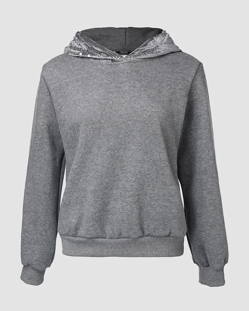 Толстовка с капюшоном и контрастными пайетками спортивные штаны карманами