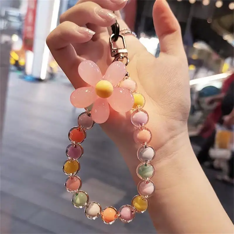 

Beautiful Flowers Star Beads Phone Chain Lanyard For Women Imitation Pearl Handmade Phone Case Strap Charm Jewelry Accessories