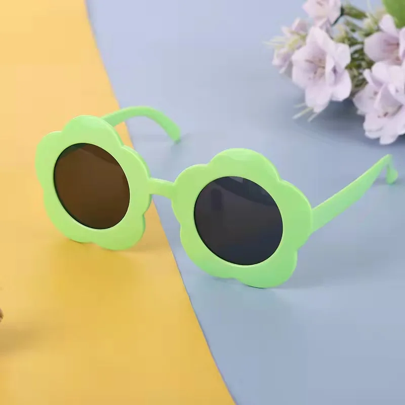 Детские солнцезащитные очки в цветочной оправе брендовые дизайнерские модные