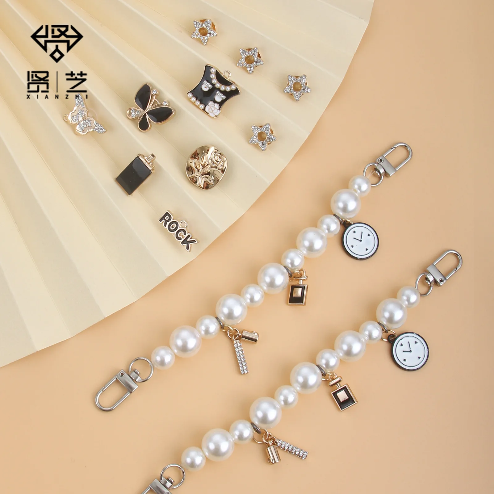 

Croc Decoration Luxury Pearl Chain Bundle Shoe Charms Elegant Croc Charms Designer DIY Adornment for Clogs Sandals Accessories
