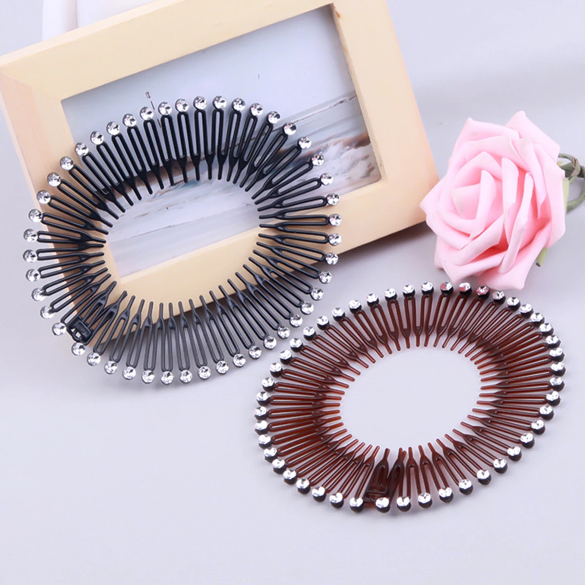 

Fashion Stretch Rhinestone Hairband For Women Plastic Flexible Circle Headband Wavy Hair Hoop Face Wash Fixed Hair Accessories