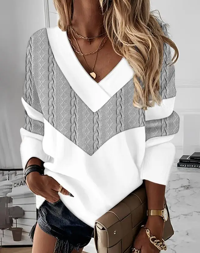 

2023 Winter Commuting Loose Fitting Casual Tee Long Sleeve Daily Medium Stretch Long Sleeve V Neck Cable Textured Top for Women