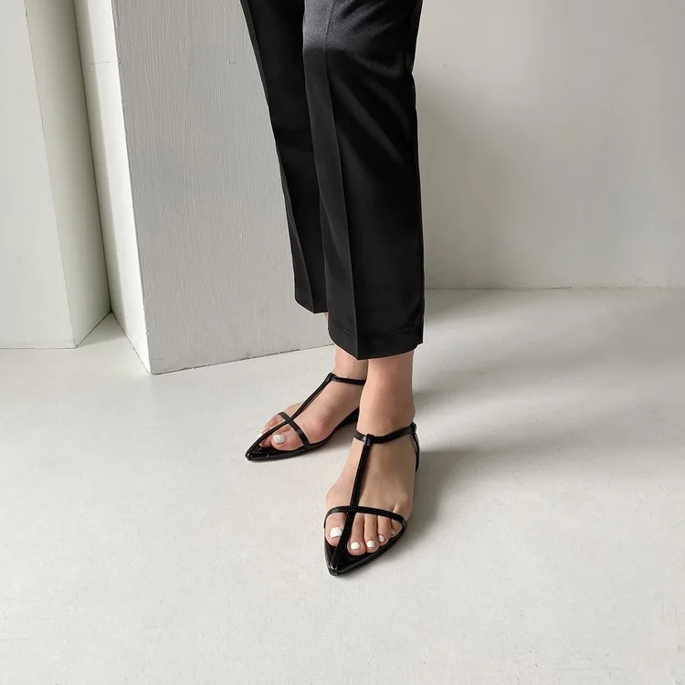 

Low Sandals Woman Leather Shoes Lady 2022 Summer Heels Open Toe Buckle Suit Female Beige Shallow Mouth Low-heeled New Girls Flat