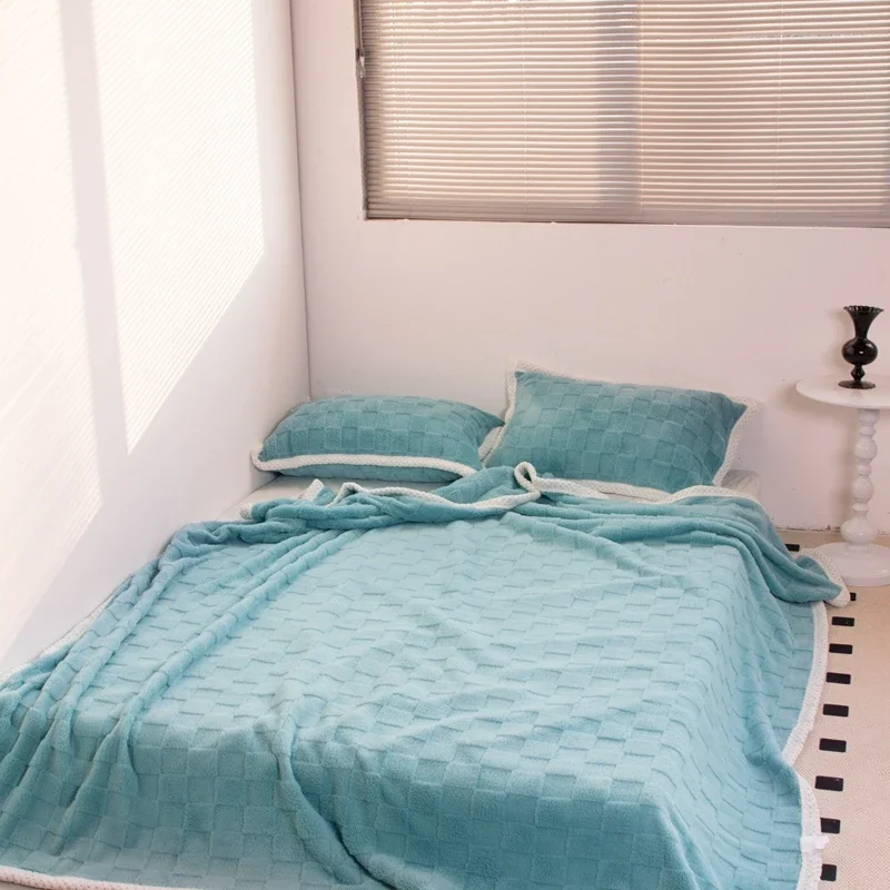 Winter Blanket Thickened Warm Lamb Wool Leisure Home Thick Soft Bed Cover Knee For Office Sofa Microfiber Bedding