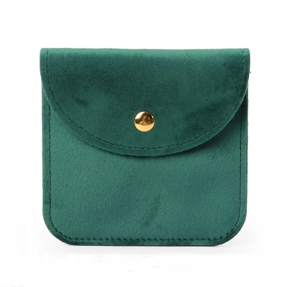 

Бархатный мешок для украшений