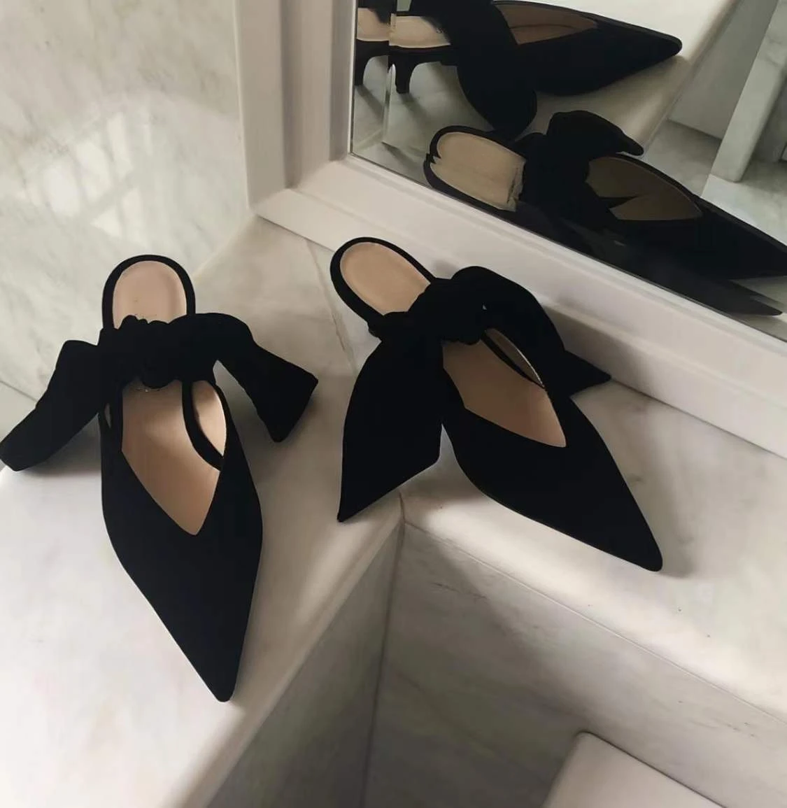 French Silk Tie Bow Sandals 2023 New Low-heeled Shoes Pointed Stilettos