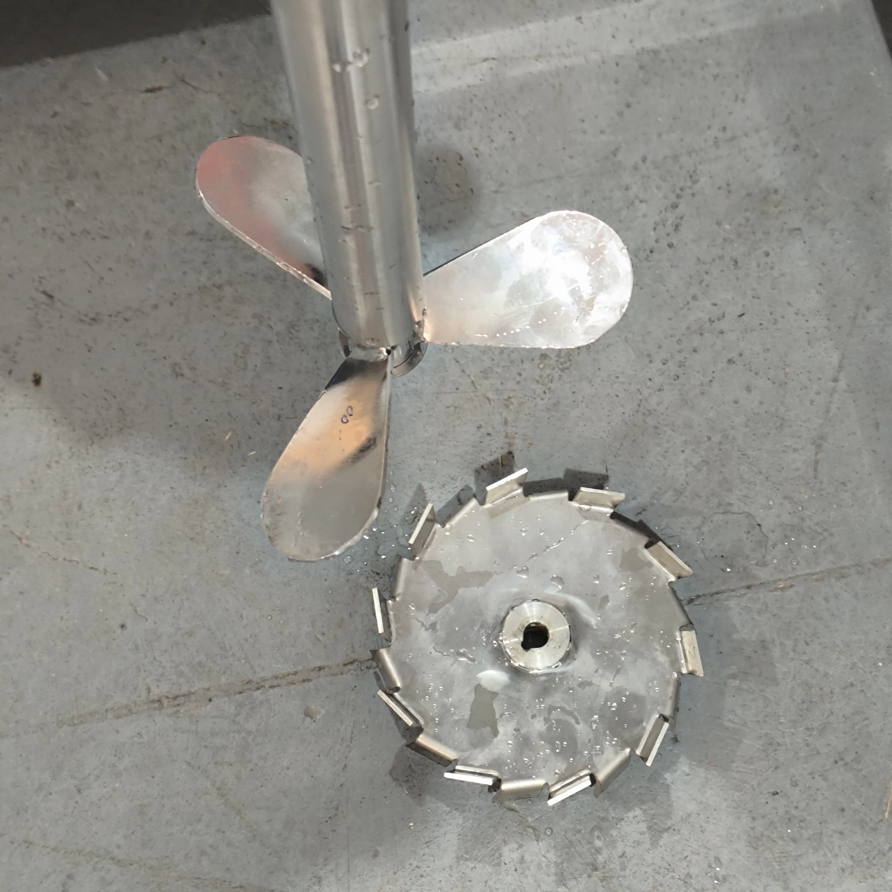 Передвижной пневматический подъемный высокопрозрачный гомогенизатор Миксер