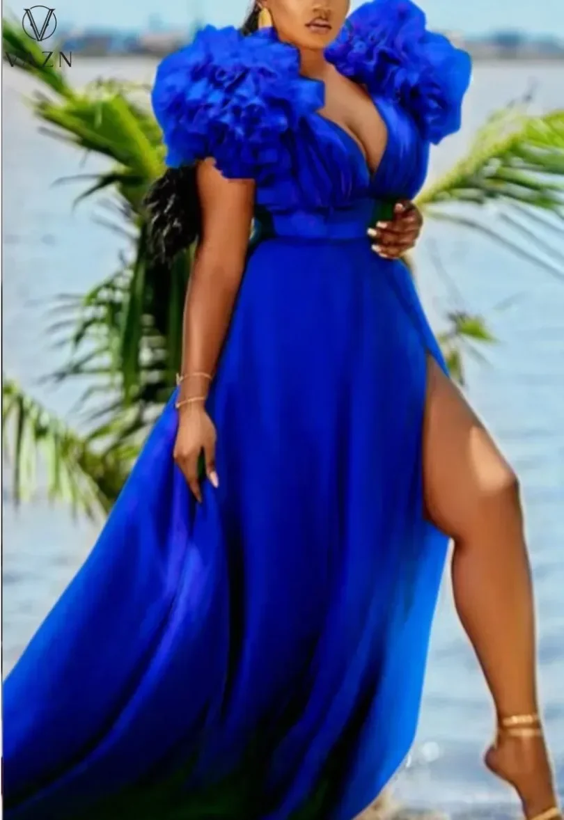 Новое поступление 2024 платье известного бренда однотонное с v-образным вырезом и