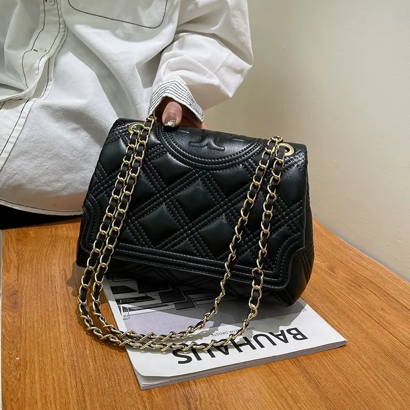 

2022 New Fashion Solid Color Crossbody Bag for Women Single Shoulder Flap Bags Ladies Fashionable Purses and Handbags Channel Gg