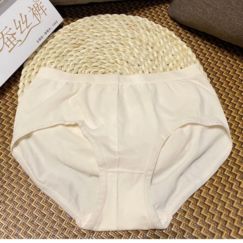 4pcs Per Box Real Silk Panties Women Crotch 100% Silk Underwear Sexy Lady High Quality Brand Natural Fabric Underpants Girl