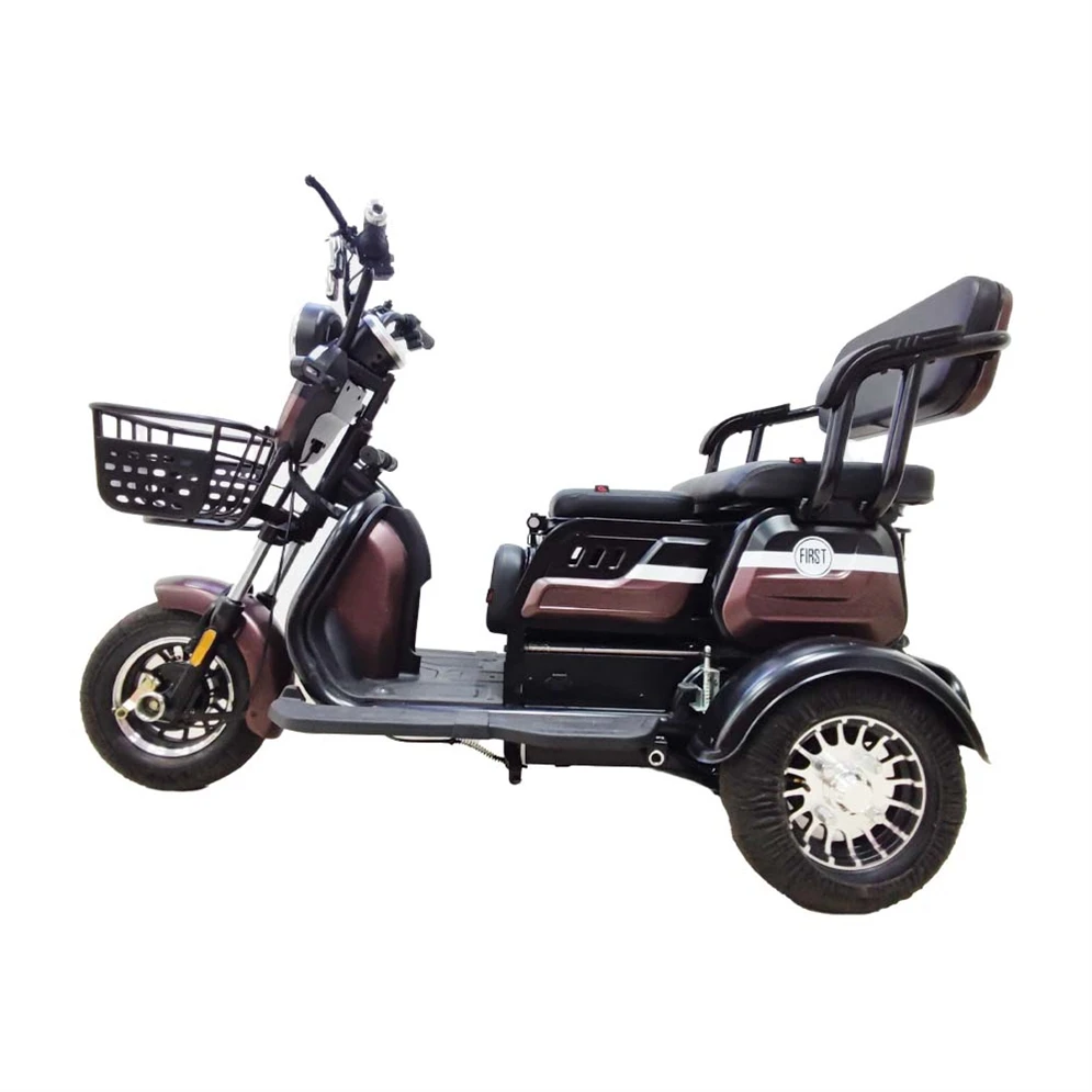 

Convenient Operation Digital Luxury Electric Cars Recreational Tricycle Manufacturer In China