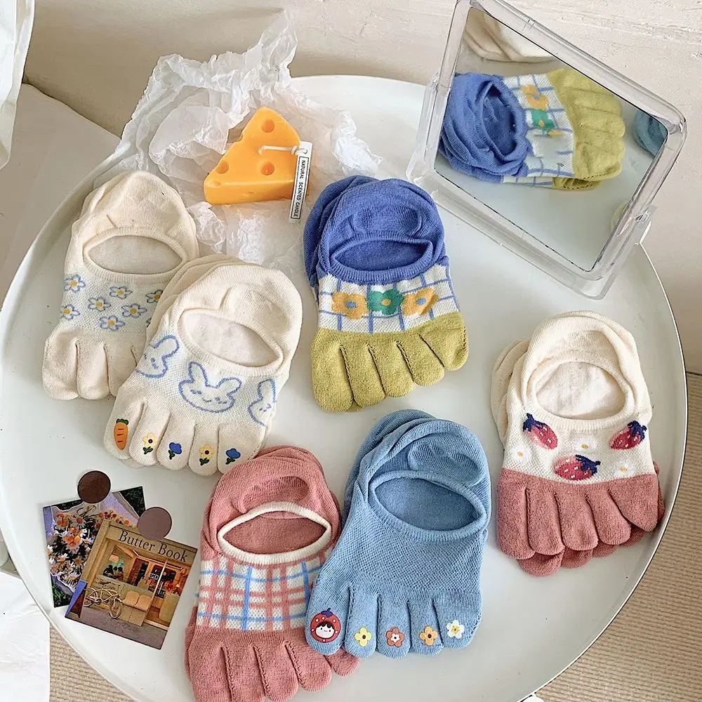 

Cartoon Flower Five Fingers Socks Women Girl Toe Socks Cotton Low Tube Casual Boat Socks Short Invisible Socks Female Hosiery