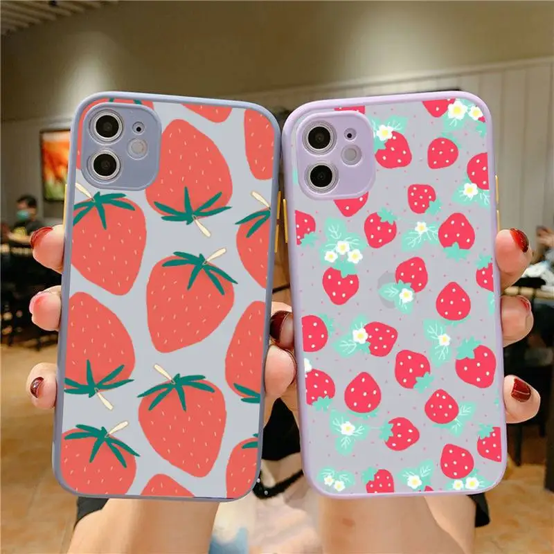

TOPLBPCS cute cartoon strawberry Phone Case for iPhone X XR XS 7 8 Plus 11 12 13 pro MAX 13mini Translucent Matte Case