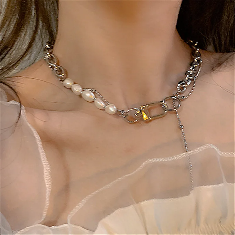 

Natural Shaped Pearl Double Layered Necklaces Summer Hip-hop Stitching Titanium Steel Clavicle Chain Choker Women Design Jewelry
