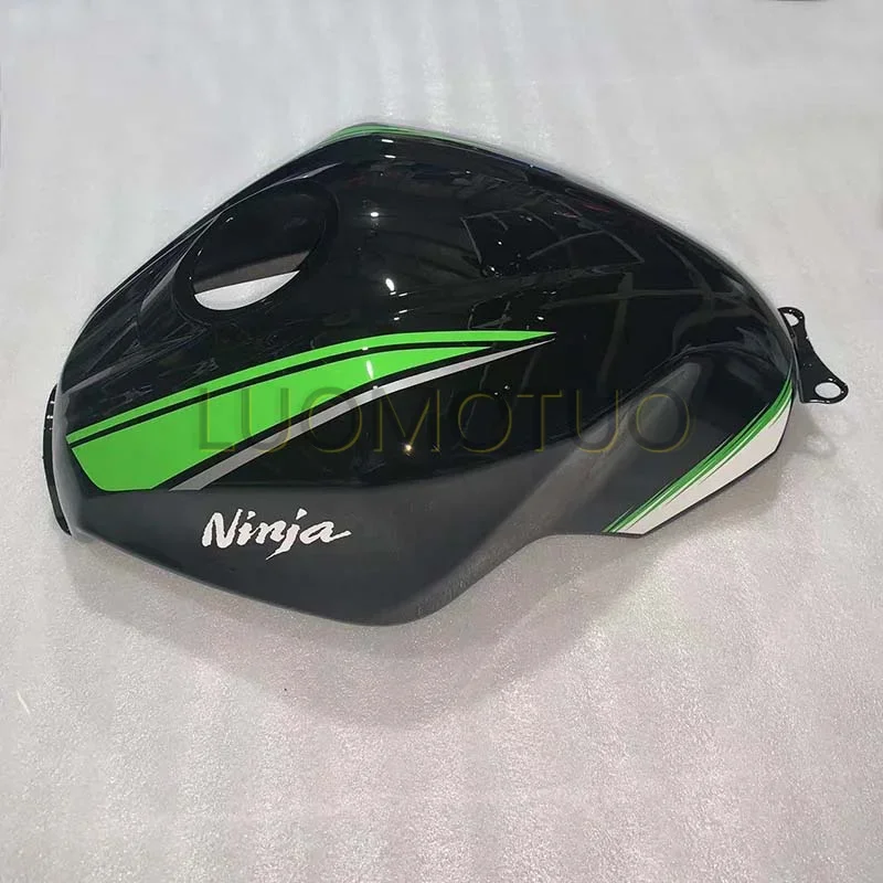 Обтекатель крышки топливного бака для Kawasaki NINJA 300 Ninja 400 EX300 2013 2014 2015 2016 2017 2018