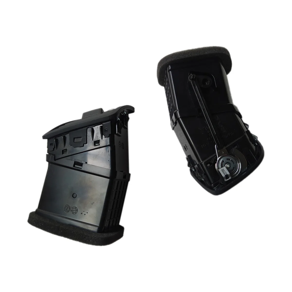 

Автомобильная решетка для воздуховыпускного отверстия на приборной панели для Kia Sportage 2005-2009 974801F000 974901F000