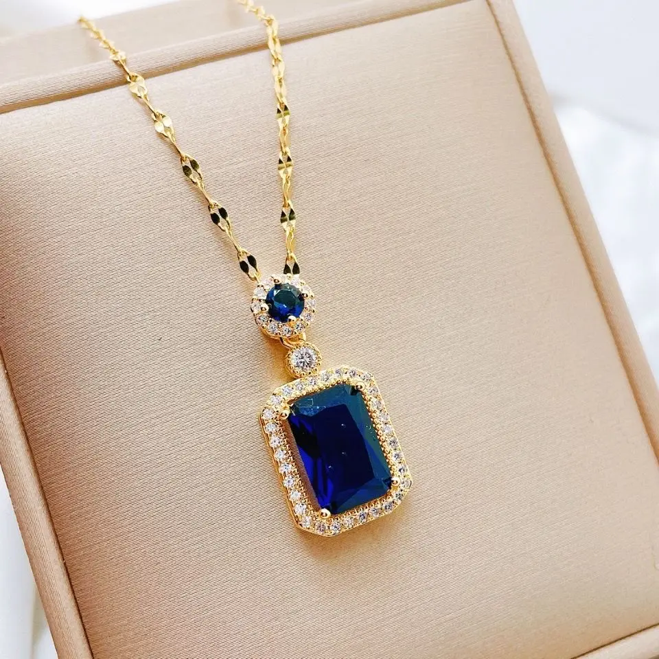 

Luxury Sapphire Pendant Women Necklace Elegant Lip Chain Gold Zircon Statement Necklace
