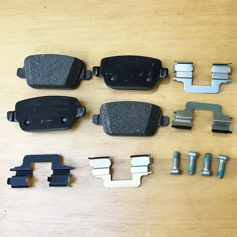 

LR023888 LR003655 Rear brake pads are suitable for Land Rover Freedom Walker 2 Petrol 3.2
