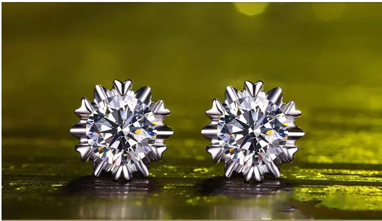 Fashion Women's Silver-plated Earrings European and American Simple 3A Zircon Korean Version of The New Snowflake Earrings