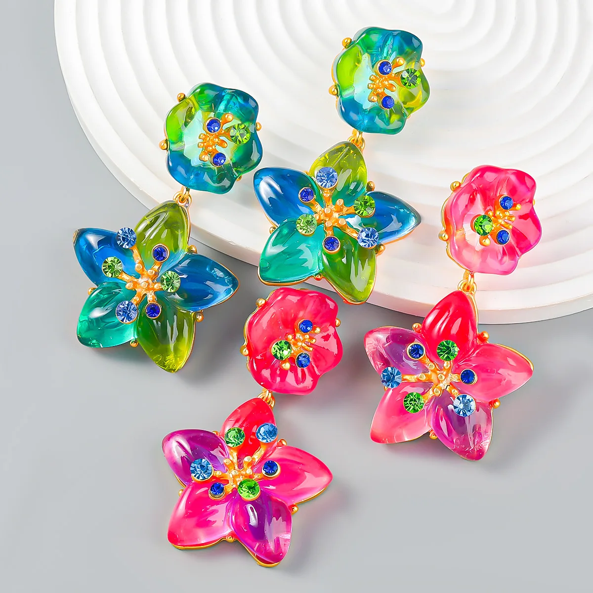 

2023 Trend New Colorful Crystal Resin Five-pointed Star Dangle Drop Earrings for Women Girls Cute Y2k Accessories Jewelry Gifts