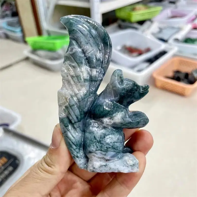 

10CM Nartural Moss Agate Squirrel Carving Animal Carving Model Crafts Fashion Home Decoration Healing Fengshui Gift 1pcs