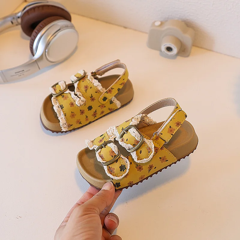 Фото Детские сандалии Zapatos 2026: Новые летние пляжные туфли для девочек с цветочным узором, удобные, нескользящие, универсальные спортивные сандалии для девочек №5
