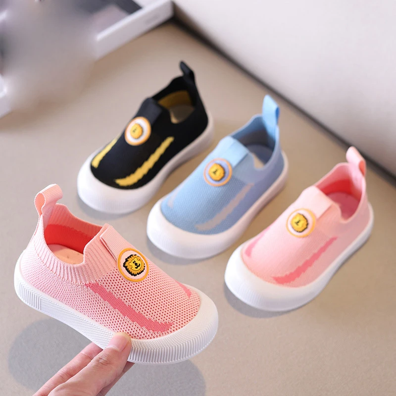 Children's Shoes Breathable Kids Boy Girl Sneakers Casual Flats Knit Shoes for Outdoors Running Sports Fashion Slip On Footwear