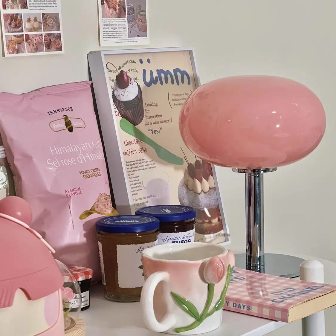 

Прикроватная лампа Joylove для девочек, декоративная настольная лампа в стиле постмодерн, минимализм, 36 В и ниже, стеклянная лампа