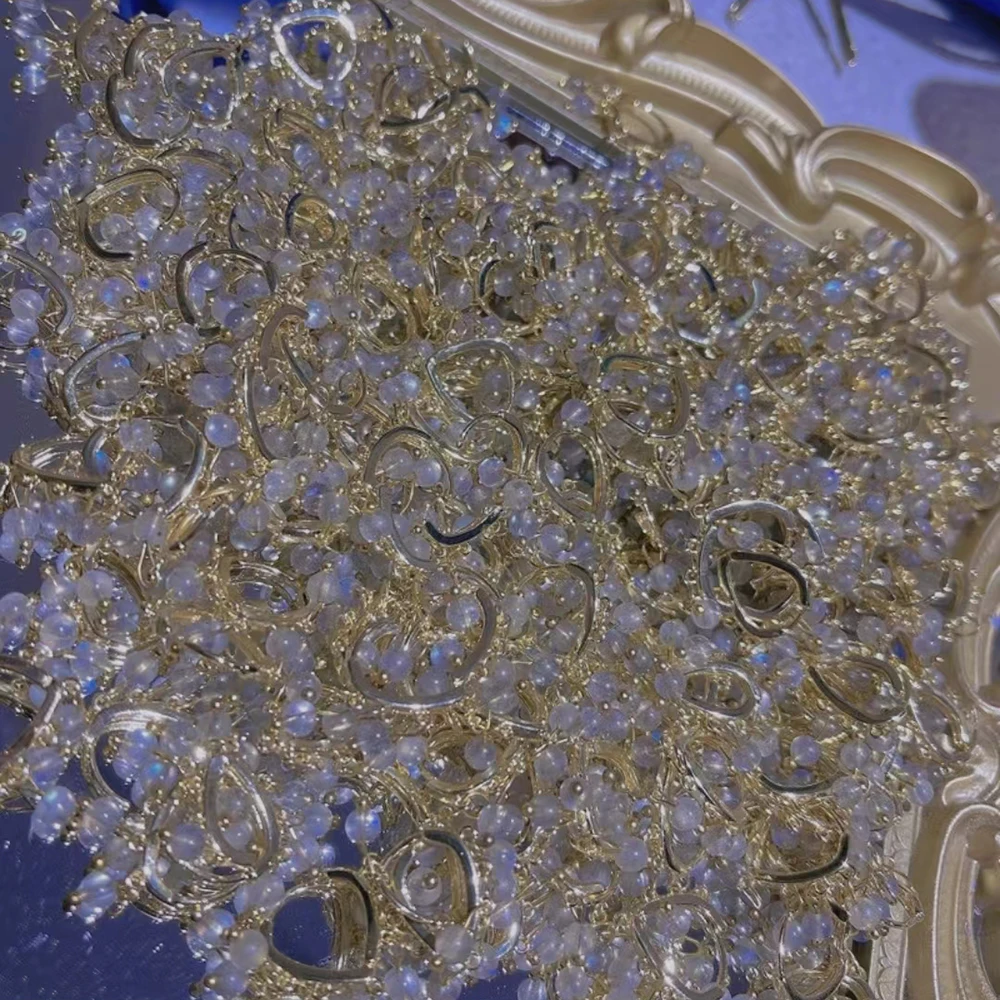 

Оригинальные женские серьги-гвоздики, универсальные темпераментные нишевые серьги-гвоздики с лунным камнем, новые эксклюзивные серьги