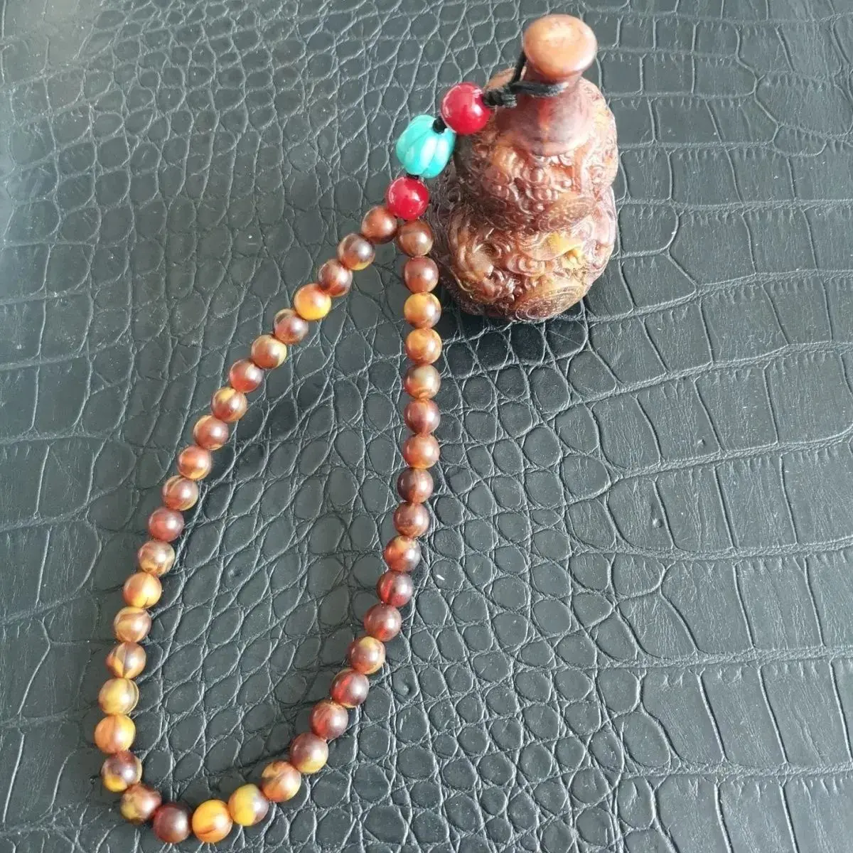 Natural Ambergris Hand Piece Men's Plate Play Home Fragrance High-Grade Decoration Inside The Car To Remove Odor Fragrance Every