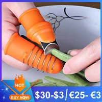 Садовый напальчник-секатор