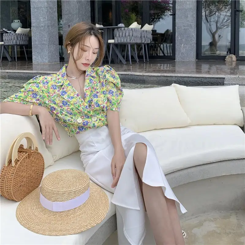 

2022 Summer Women New Two Piece Sets Female Short Sleeve Floral Blouses Ladies High Waist Slim Package Hip Skirts Suits N38