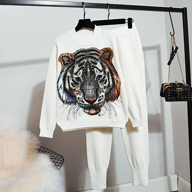 Spring Autumn Woman Clothes Outfits Fashion Beading Old Tiger Knitted Sweater + Loose Trousers Two Piece Set Female Tide H1569