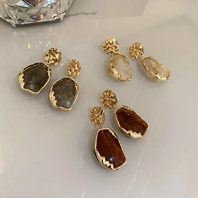 

Minar Trendy Multicolor Irregular Resin Long Drop Earrings for Women Gold Plated Metal Geometric Hanging Earring Casual Jewelry