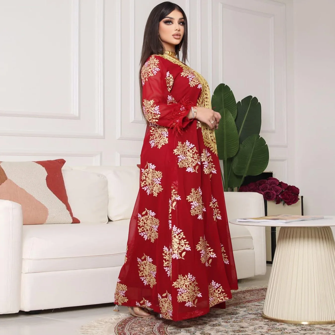 Muslim Summer 2023 New Middle East Dubai Embroidered Panel Sleeves Feather Gold Lace Muslim Dress Women Kaftan