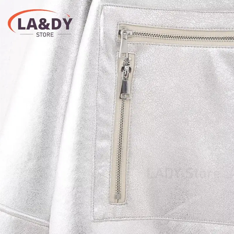 Женская куртка из искусственной кожи