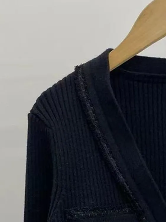 

Женский тонкий вязаный кардиган, черный свитер с V-образным вырезом и металлическими пуговицами, Осень-зима 2022