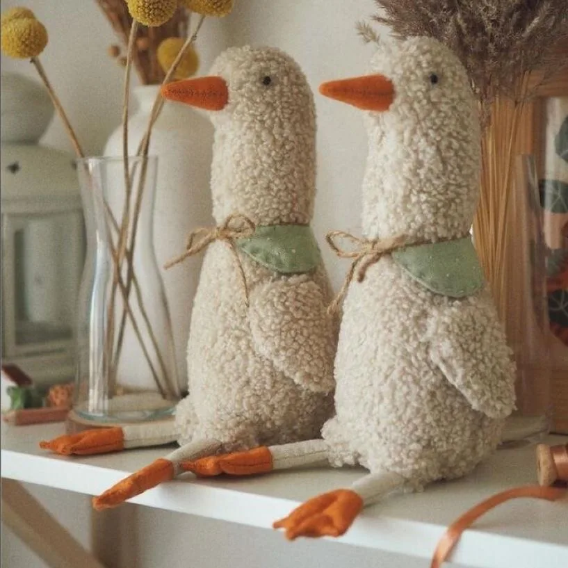 

Cotton Cute Chicken Plush Doll Toys Children Animal Hen Plush Toy Boys Girls Sleeping Soft Stuffed Chicken Doll Birthday Gifts