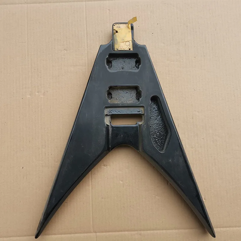 

JNTM Electric Guitar Semi-finished Body Unfinished DIY Guitar Part Guitar Body (1722)