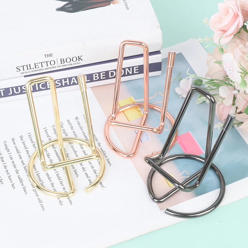 

2022 Geometric Metal Tabletop Support Shelf Display Stand Iron Mobile Phone Tablet Desktop Reading Organizer Storage Rack