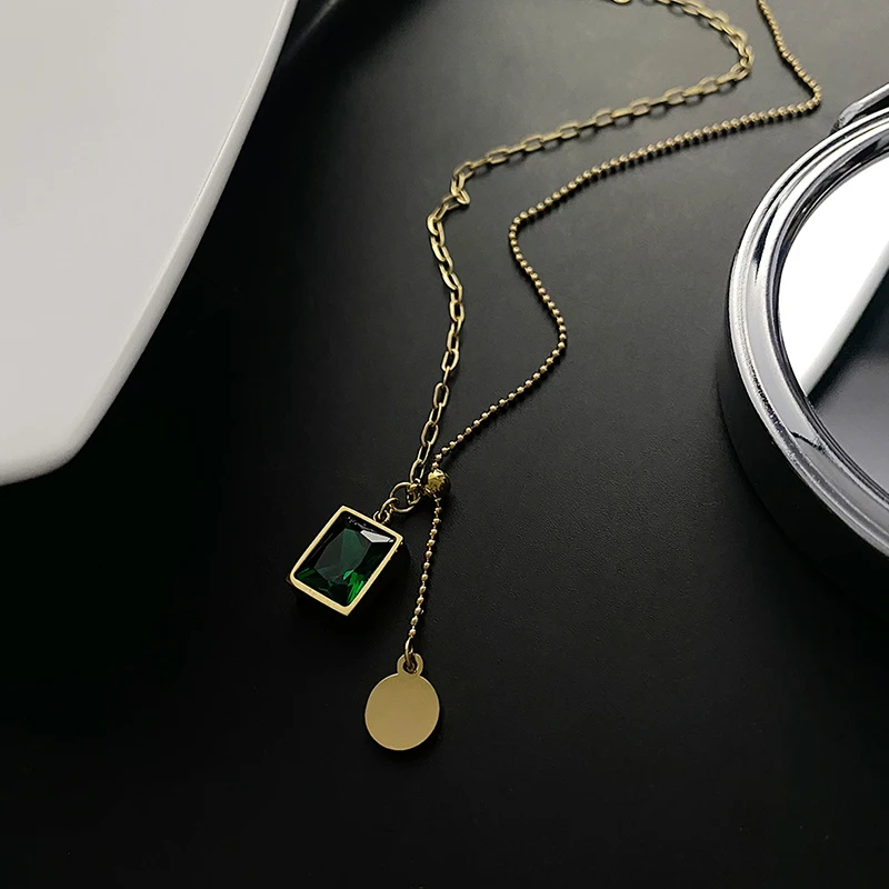 

Vintage Green Crystal Square Pendant Necklaces for Women Goth Aesthetic Tassel Choker Necklace Stainless Steel Jewelry Gift 2022