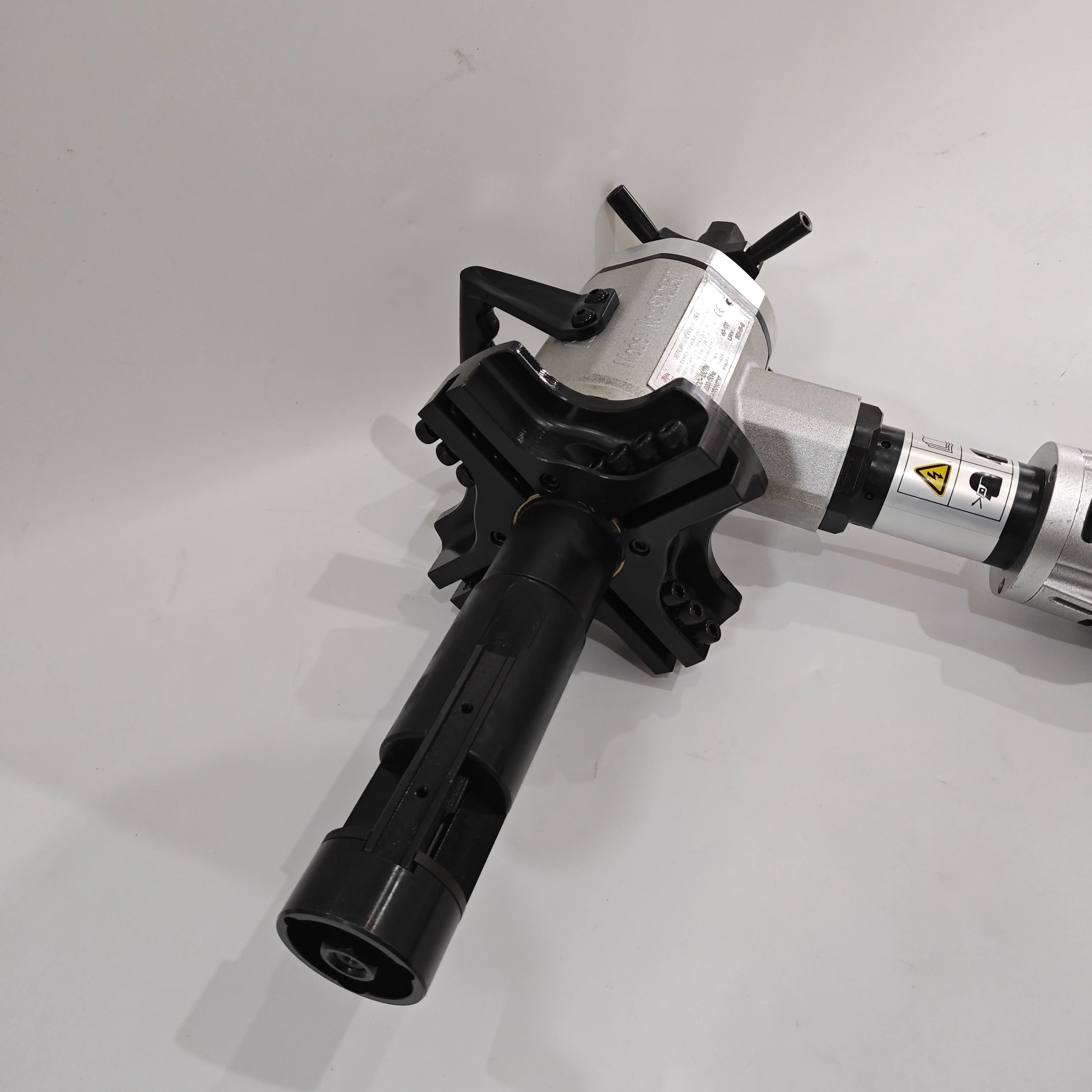 Электрическая портативная кромкострогальная машина для труб 150T 60-170 мм