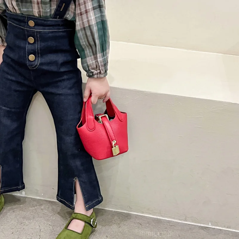 Fashion Girl Coin Purse HandbagChildren Wallet Small Coin Box Bag Cute Lock Kid Money Bag Baby Bucket Bag Shoulder Bag Purse