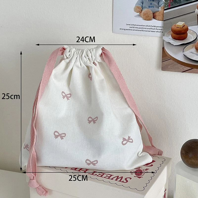 

Дорожная тканевая сумка с бантом