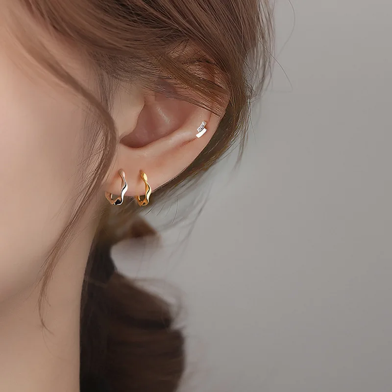 

Kawiia 100% 925 Sterling Silver Plated with 14K Gold Luxury Exotic Jewelry Mobius Circle Hoop Earrings for Women Aretes De Mujer