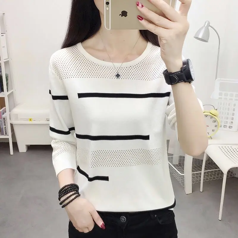 

2023 Slim White Tshirt Knitted Woman T-shirt Striped Clothing Black Crochet Top for Women Plain Fitted New In Arrivals Kpop Tee