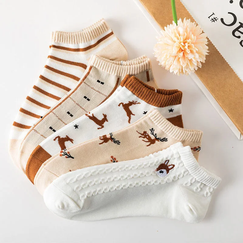 

1 Pair Women Short Socks Animals Cartoon Embroidery Japanese Kawaii Cute Socks Women Casual Fashion Harajuku Low Cut Ankle Socks