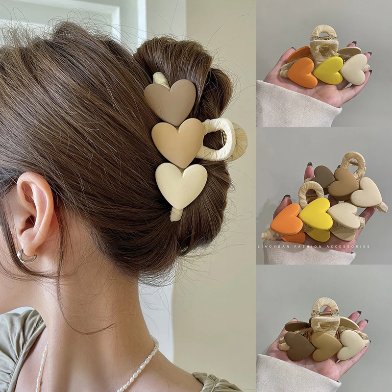 

New Heart Shape Acrylic Hair Claws Korea Crab Large Pearl Claw Clips for Woman Girls Bath Barrette Ladiy Fashion Headdress