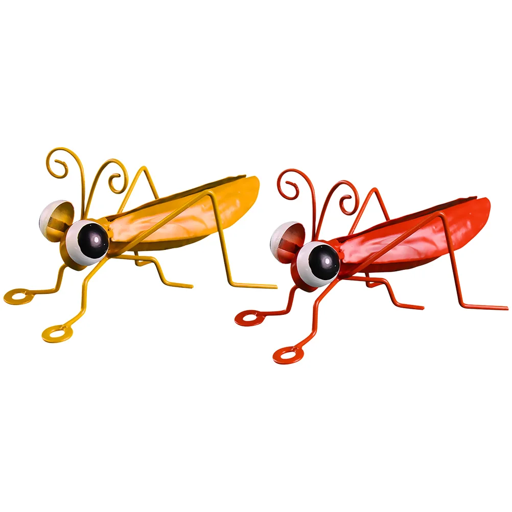 

2pcs Simulated Ornament Adornment Locust Crafts for Garden Desktop Home